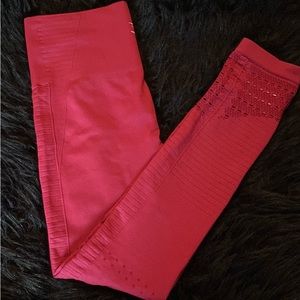 Small maroon leggings